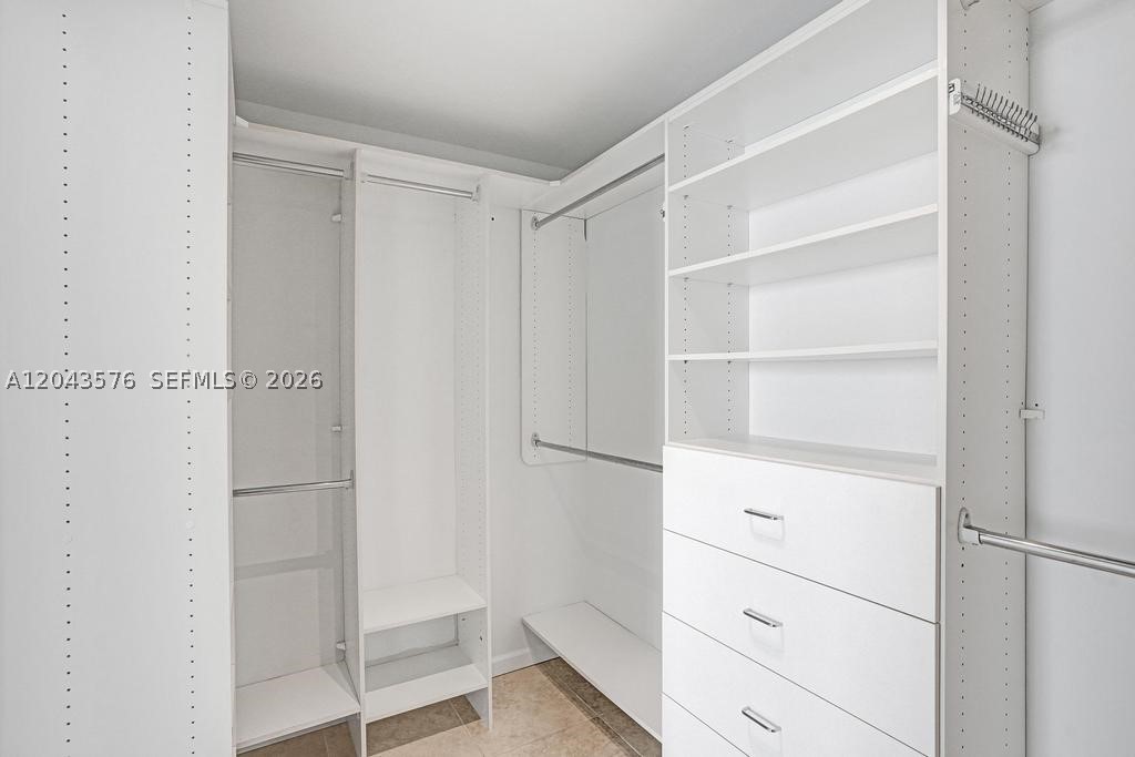 725 NE 22nd St #8B Miami, FL 33137
