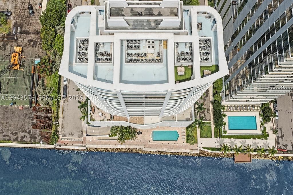 725 NE 22nd St #8B Miami, FL 33137
