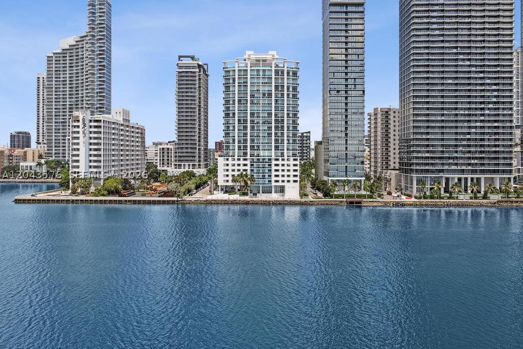 725 NE 22nd St #8B Miami, FL 33137