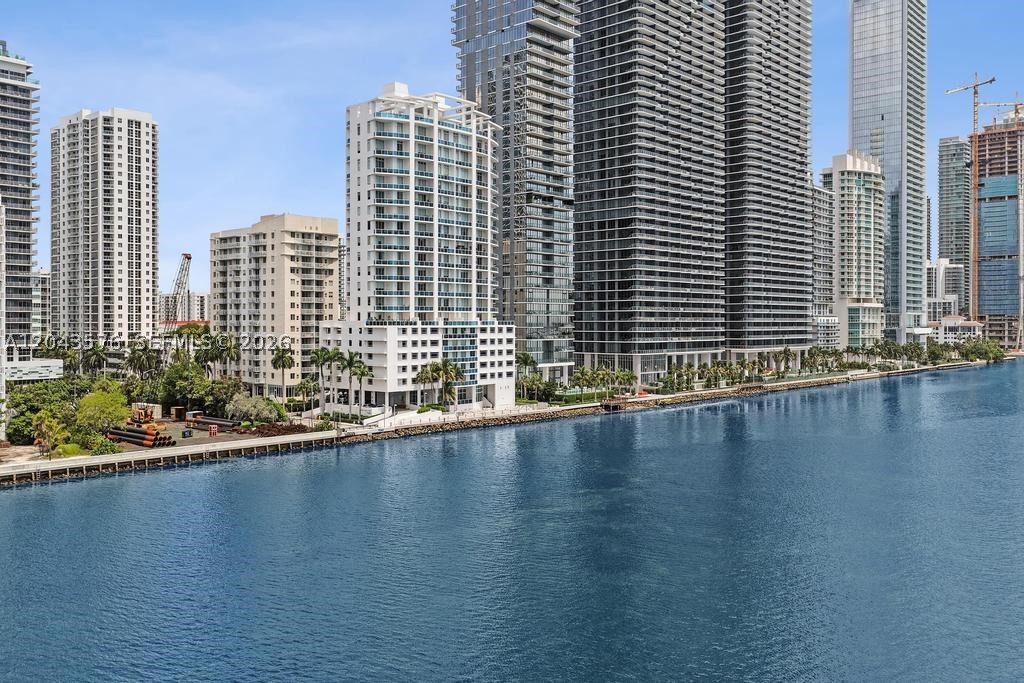 725 NE 22nd St #8B Miami, FL 33137