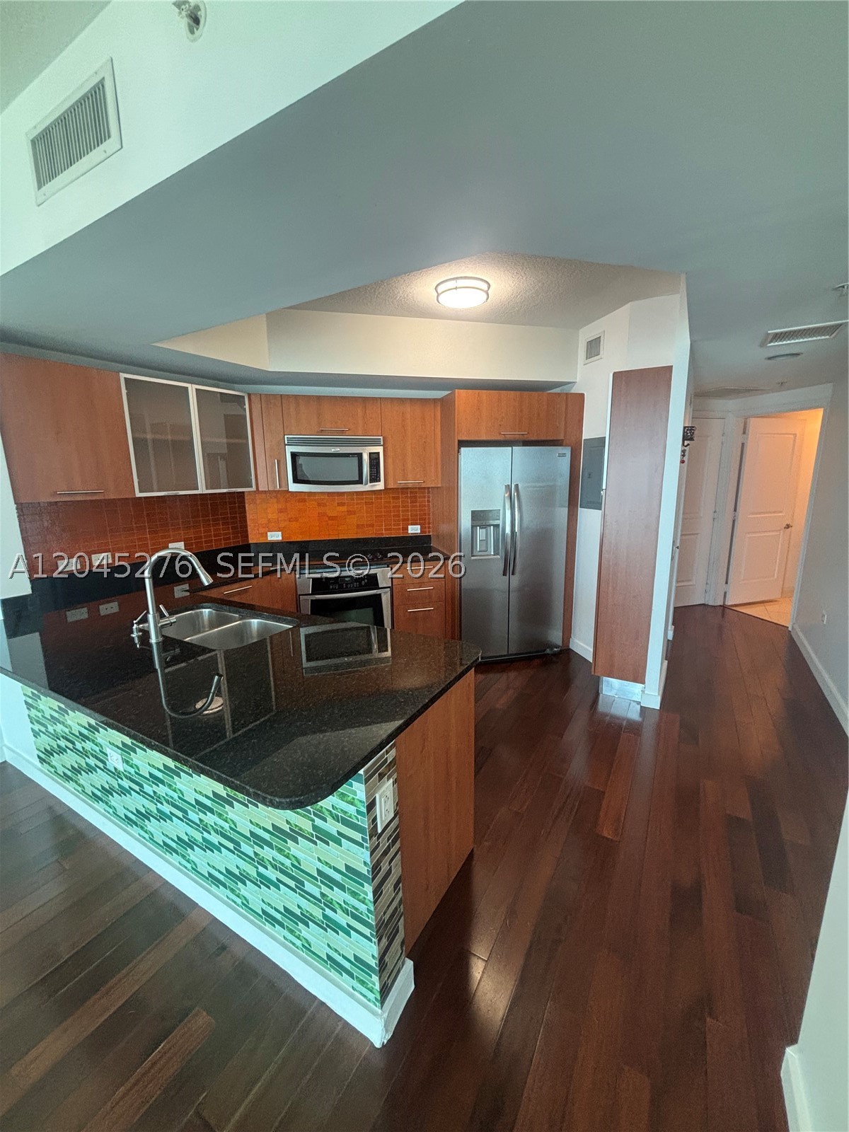 image Platinum Condominium7