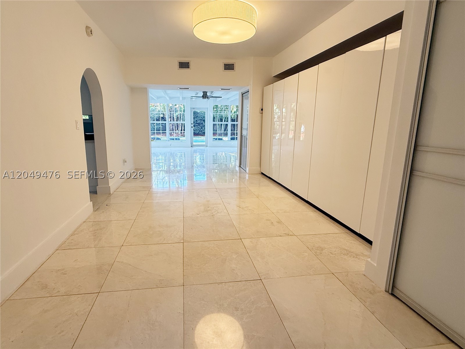 5835 La Gorce Dr Miami Beach, FL 33140