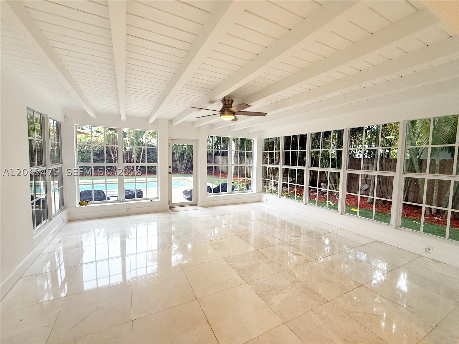 5835 La Gorce Dr Miami Beach, FL 33140