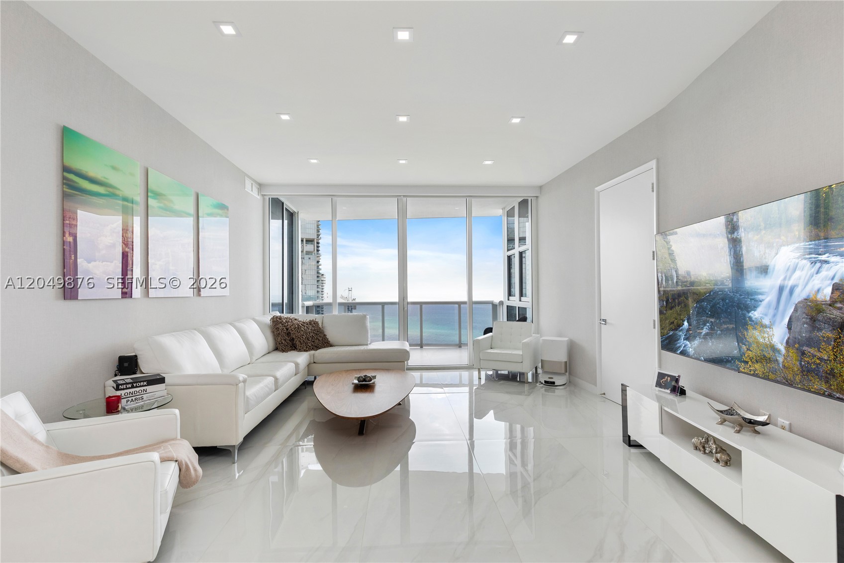 18201 Collins Ave #3504