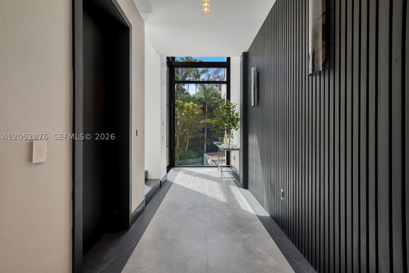 1141 N Biscayne Pt Rd Miami Beach, FL 33141