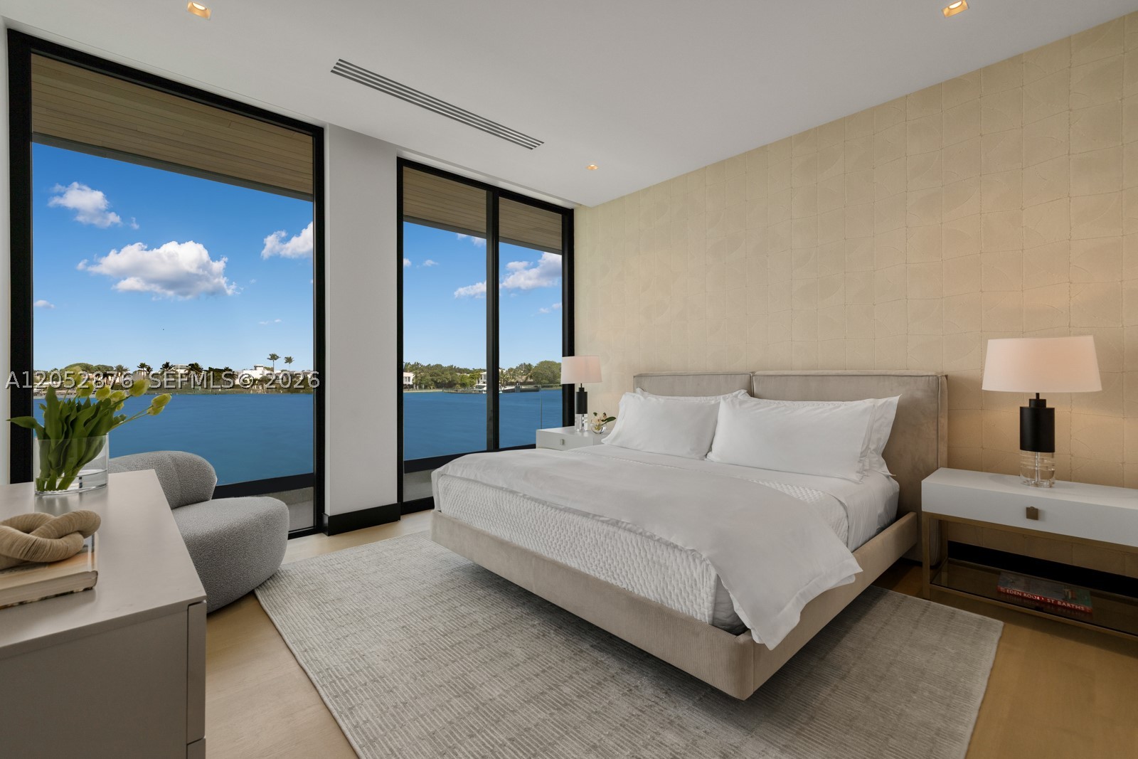 1141 N Biscayne Pt Rd Miami Beach, FL 33141