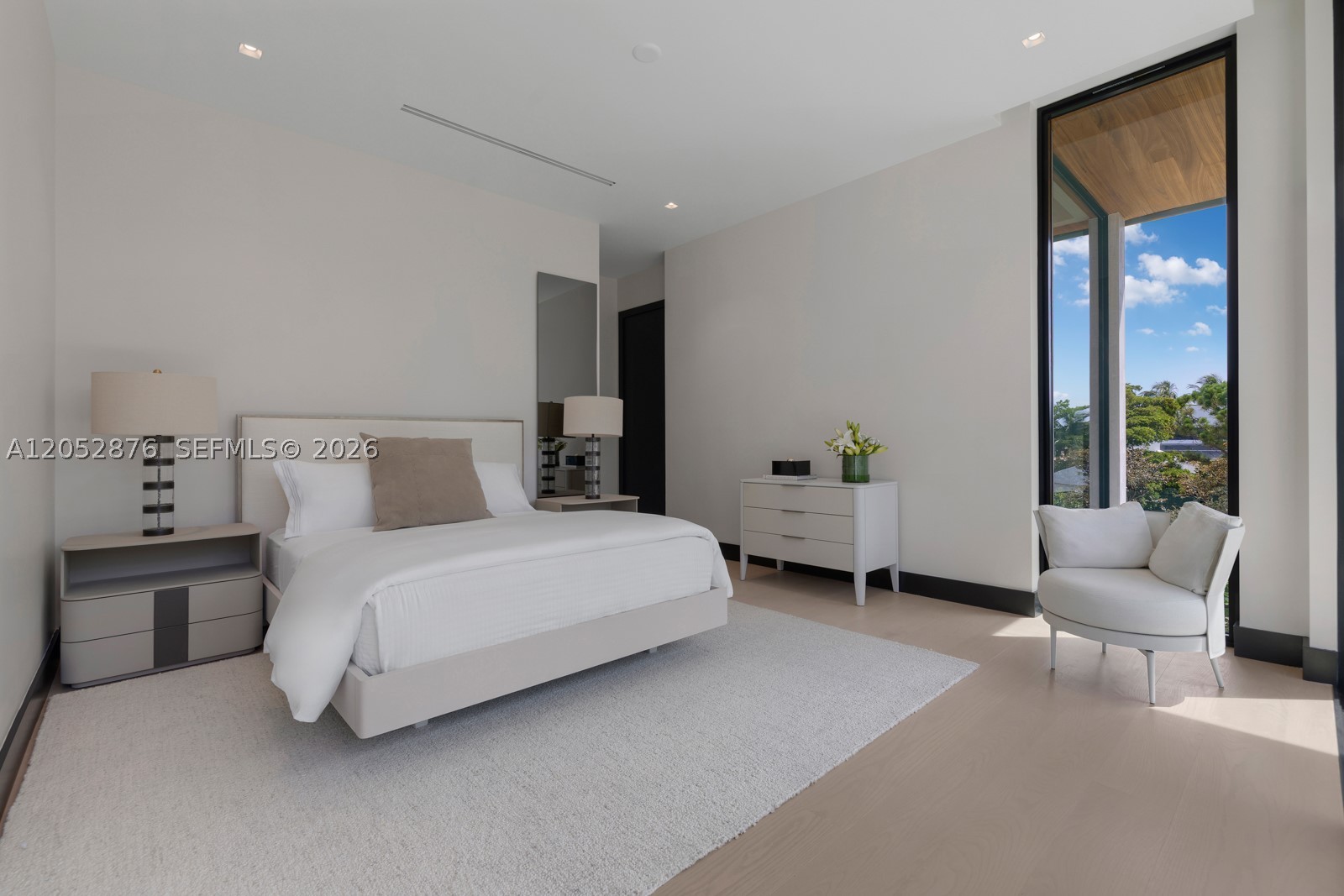 1141 N Biscayne Pt Rd Miami Beach, FL 33141