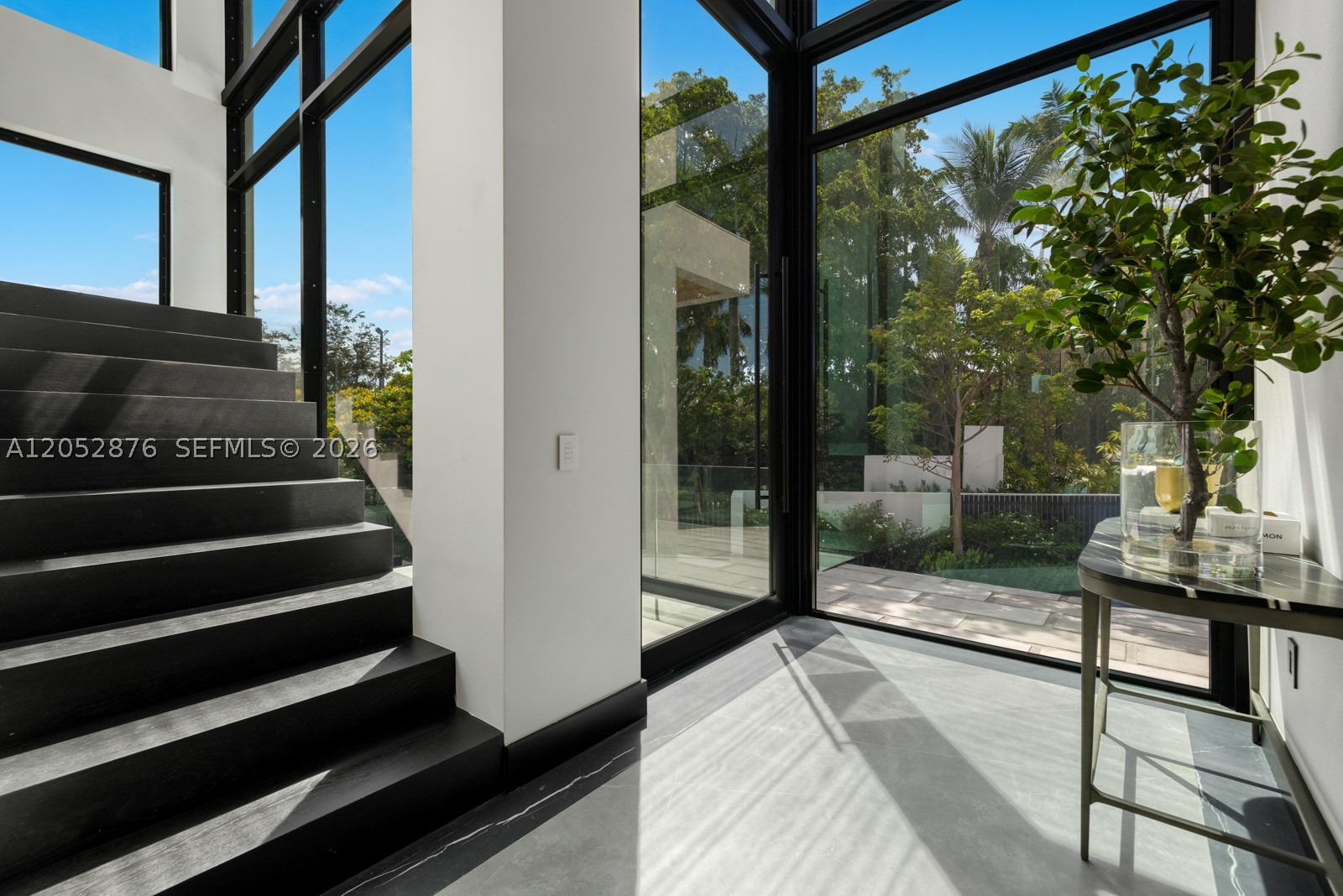 1141 N Biscayne Pt Rd Miami Beach, FL 33141