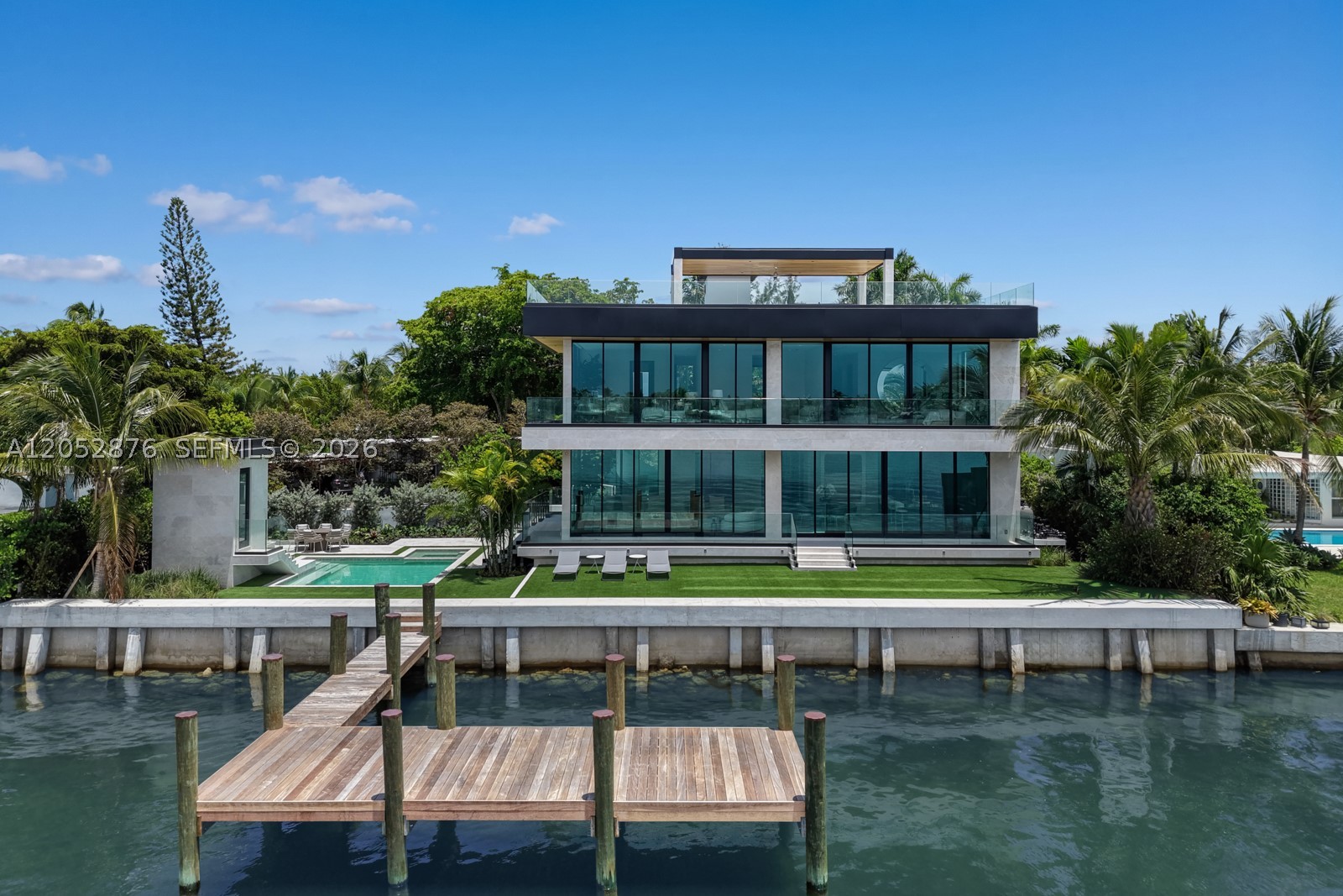 1141 N Biscayne Pt Rd Miami Beach, FL 33141