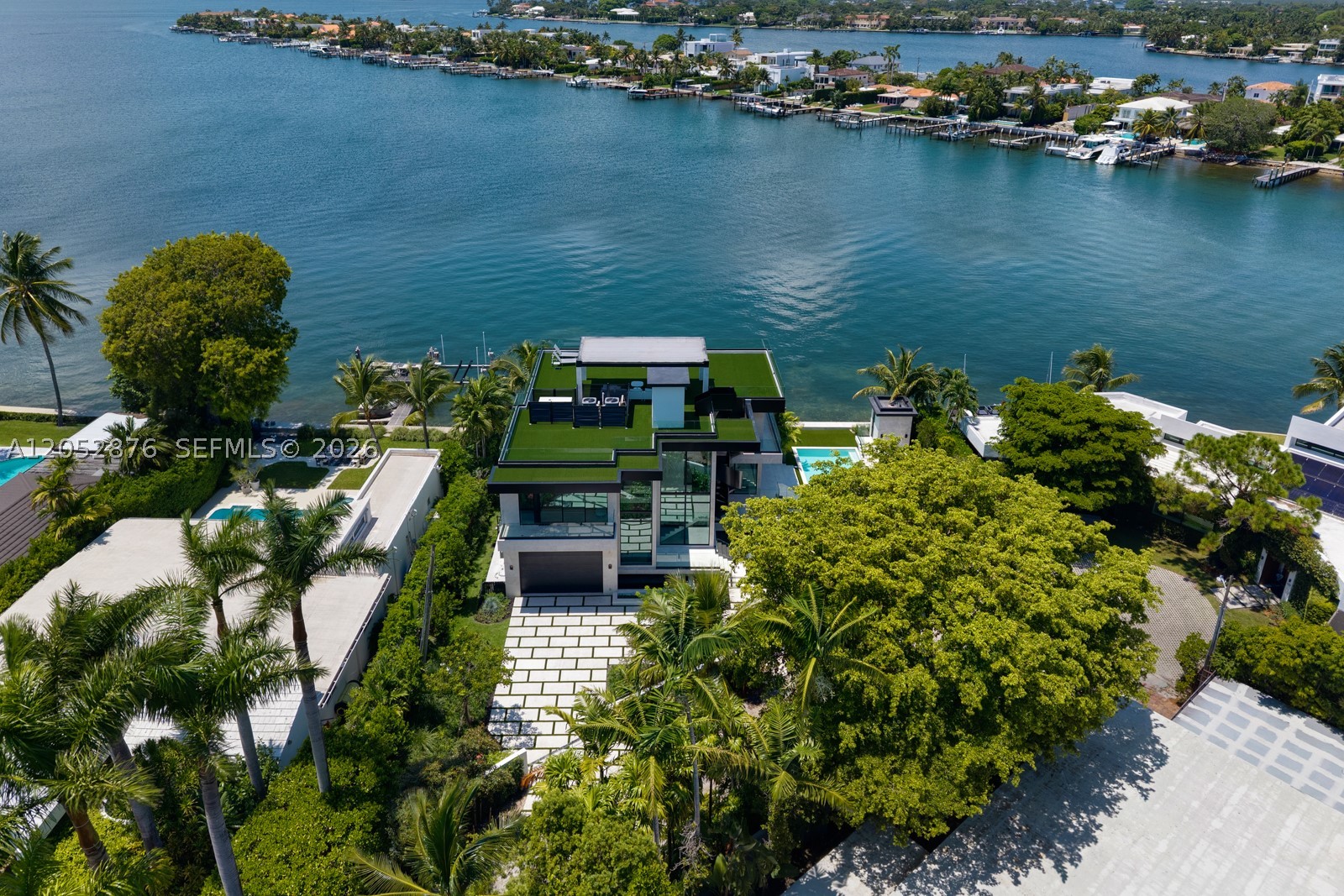 1141 N Biscayne Pt Rd Miami Beach, FL 33141