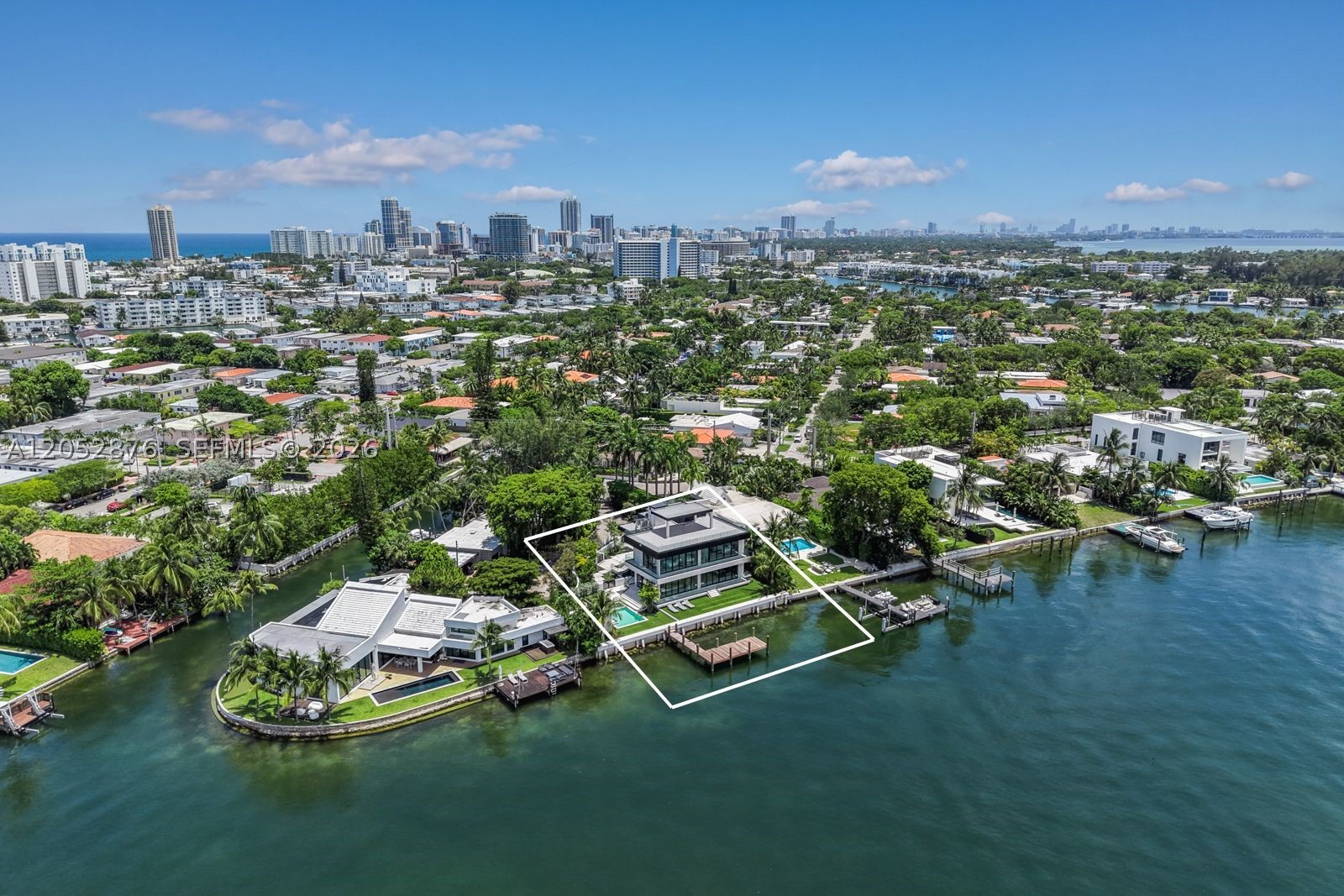 1141 N Biscayne Pt Rd Miami Beach, FL 33141