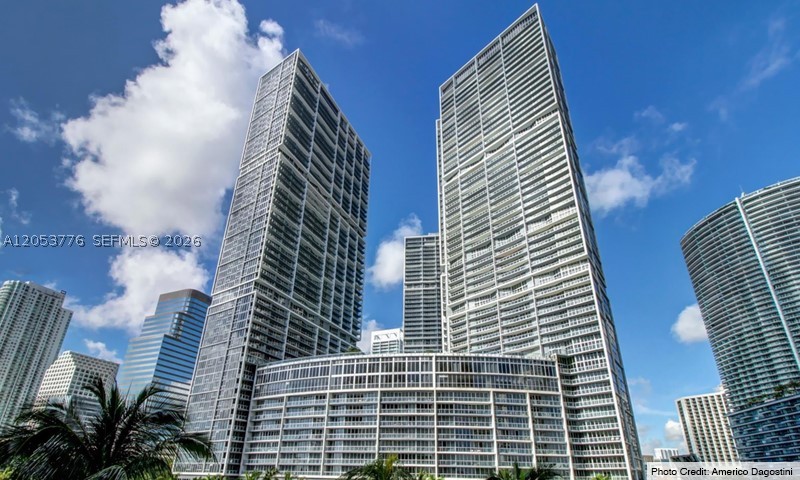 image Icon Brickell II23