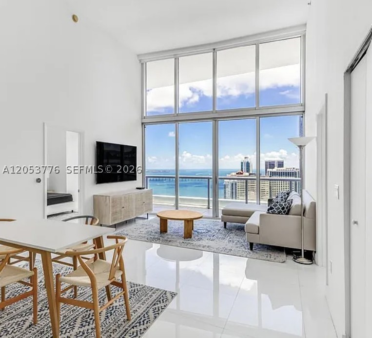 image Icon Brickell II2
