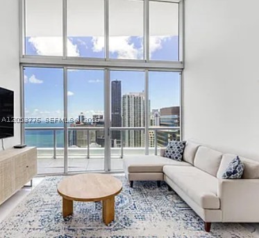image Icon Brickell II3