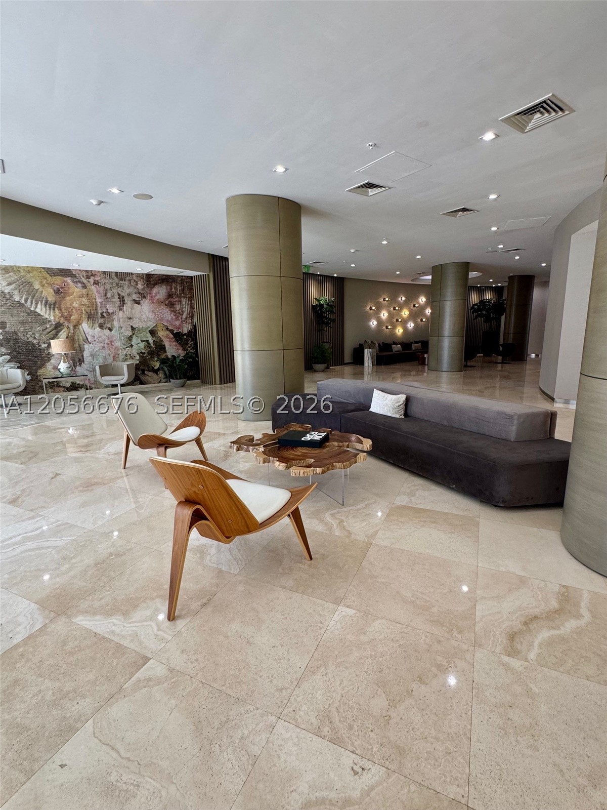 image Harbour House38
