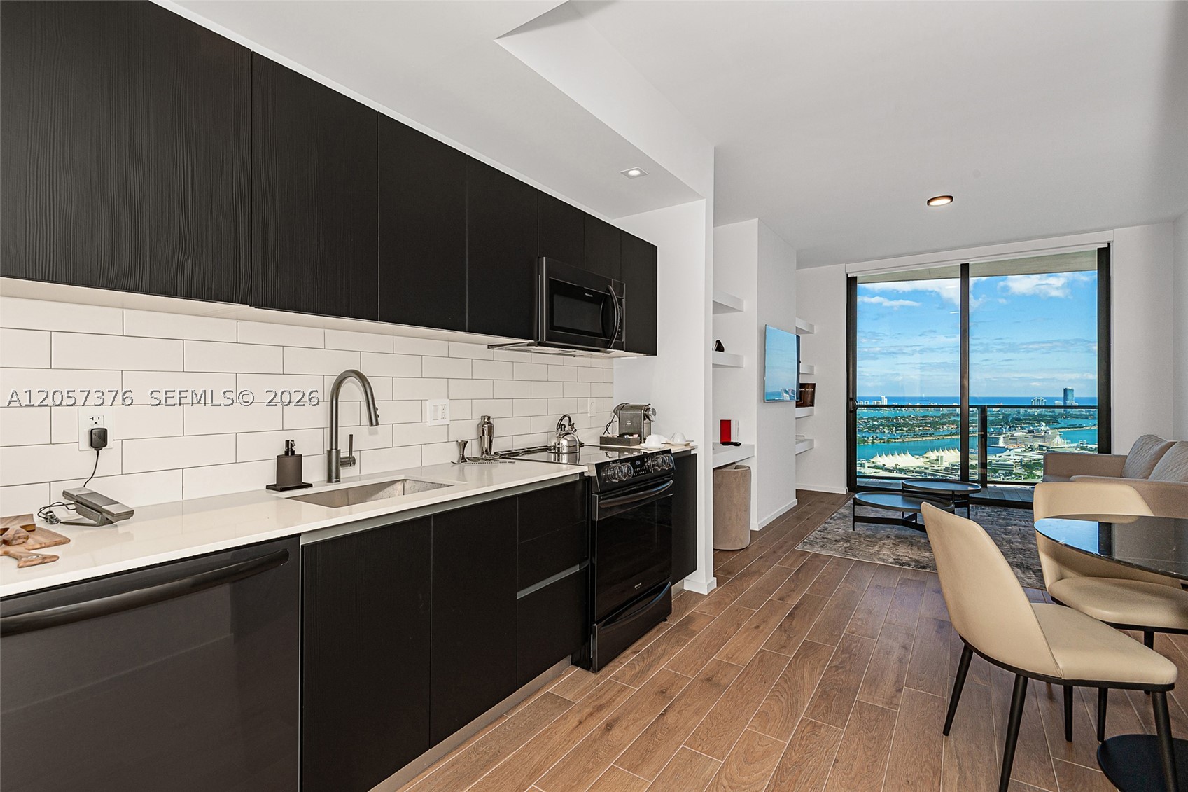 image The Elser Hotel & Residences13