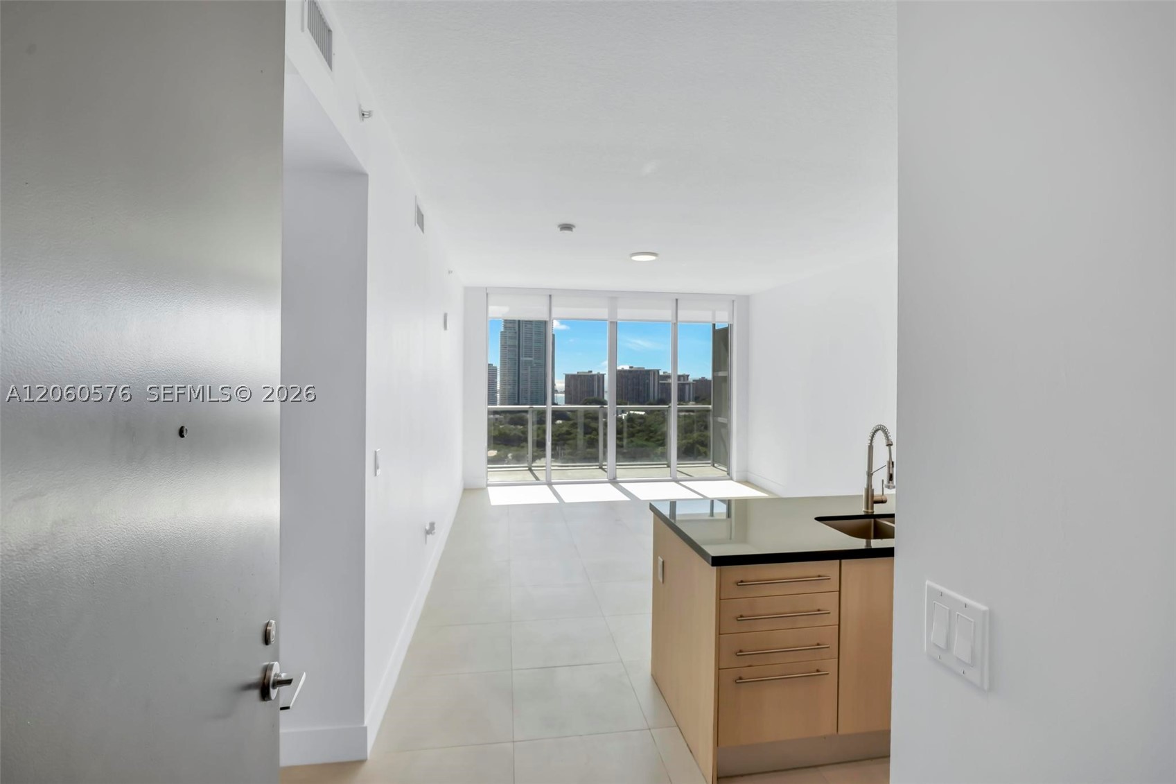 image Axis on Brickell South17