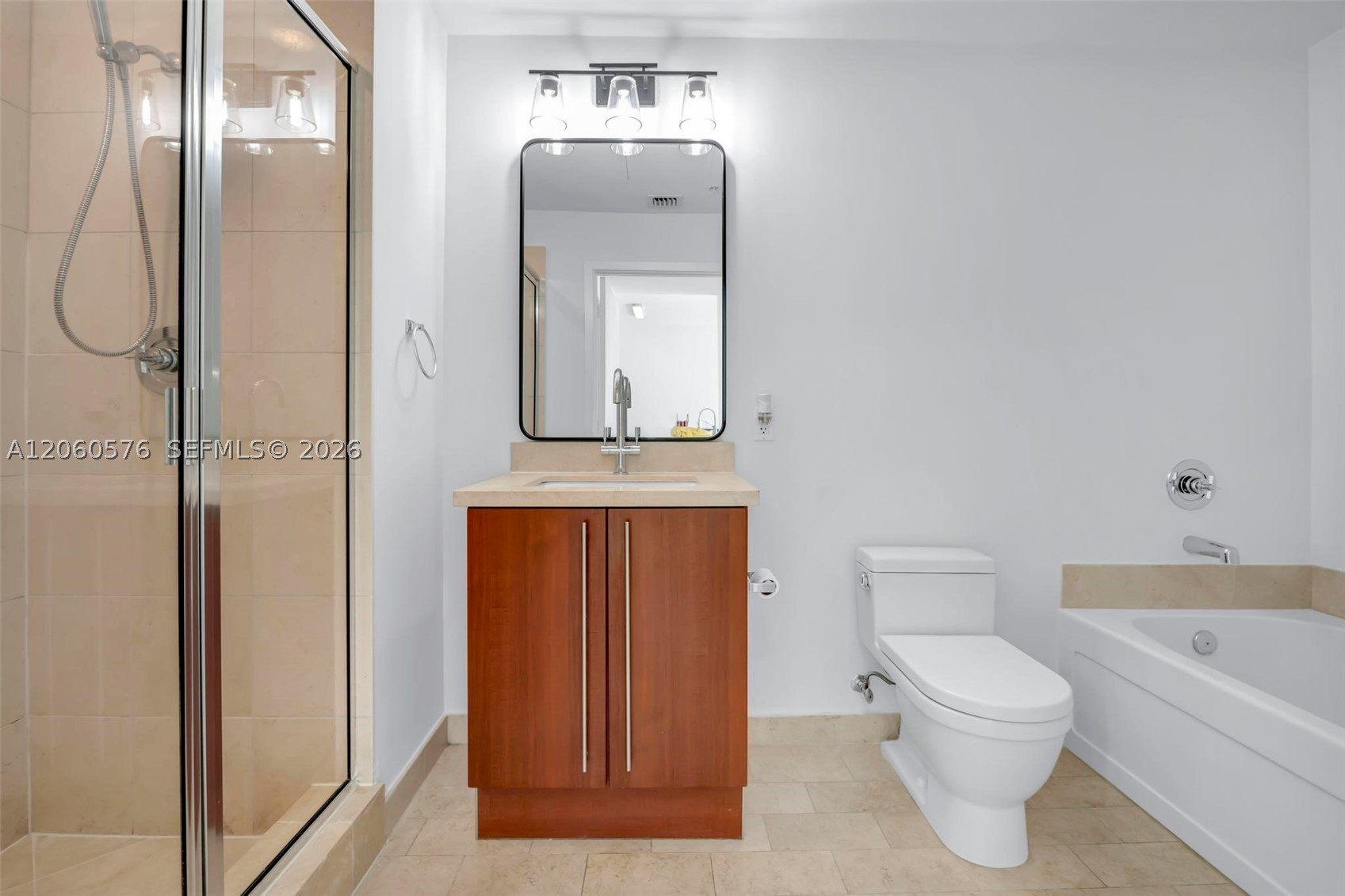 image Axis on Brickell South24
