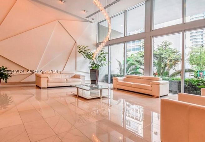 image Axis on Brickell South34