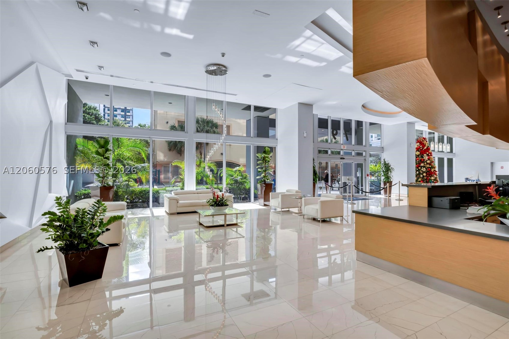 image Axis on Brickell South35