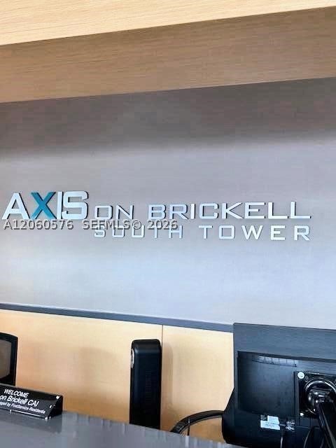 image Axis on Brickell South57
