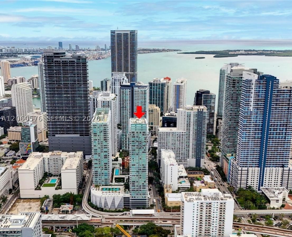 image Axis on Brickell South62
