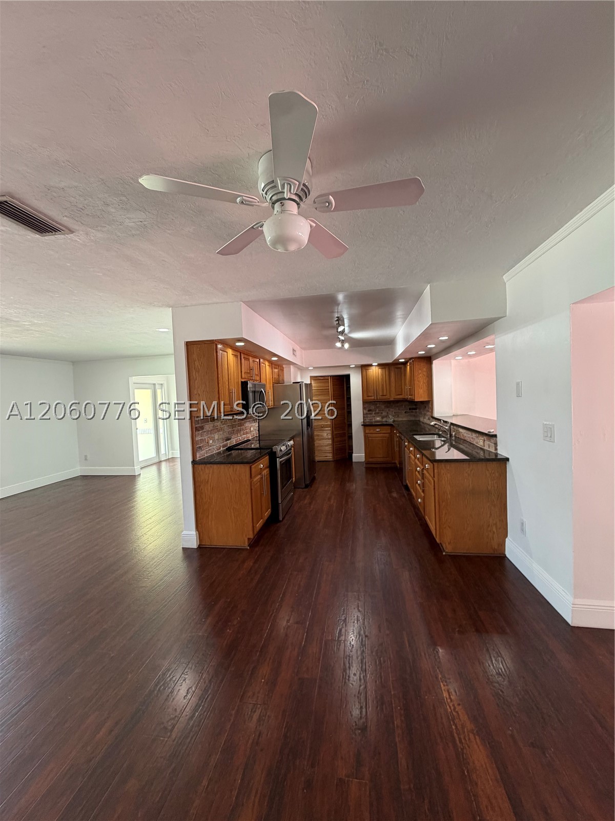 6305 Marlin Dr Coral Gables, FL 33158