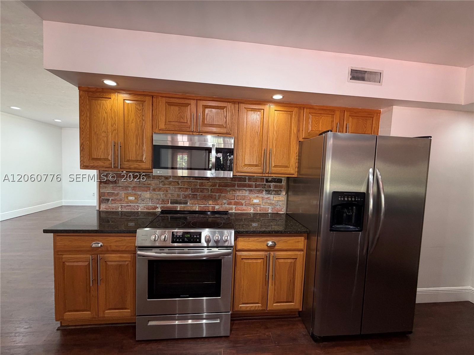 6305 Marlin Dr Coral Gables, FL 33158