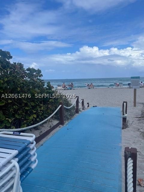 image 2080 Ocean Drive11