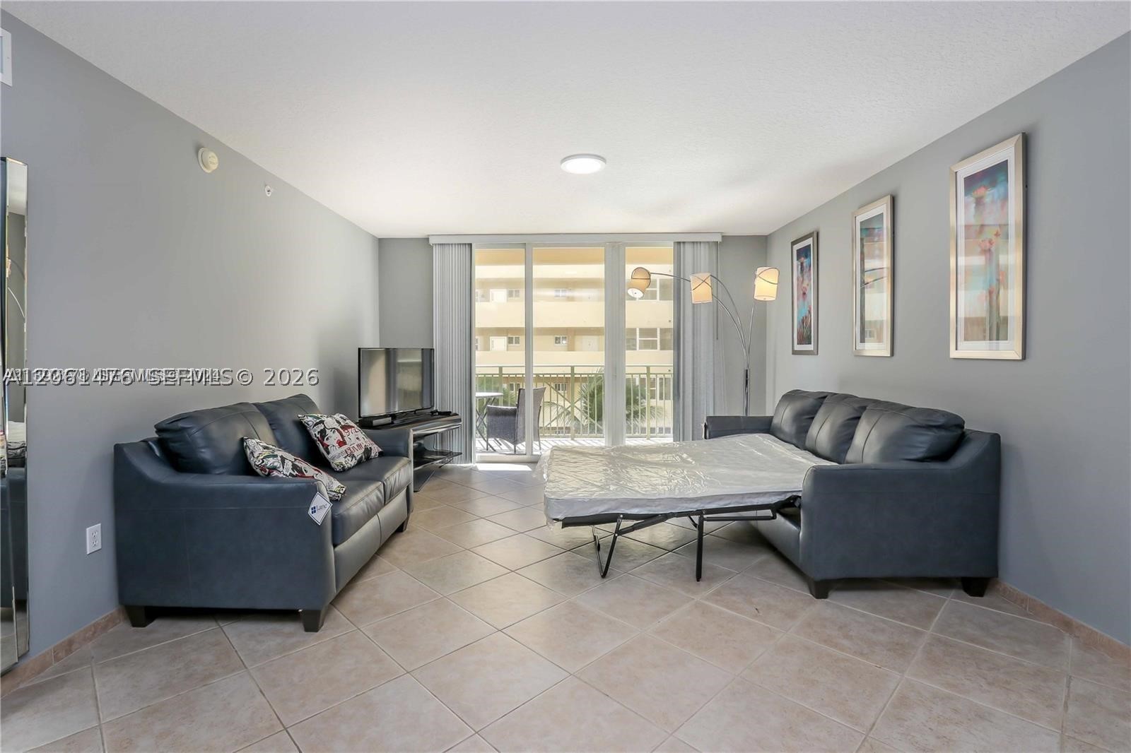 image 2080 Ocean Drive21