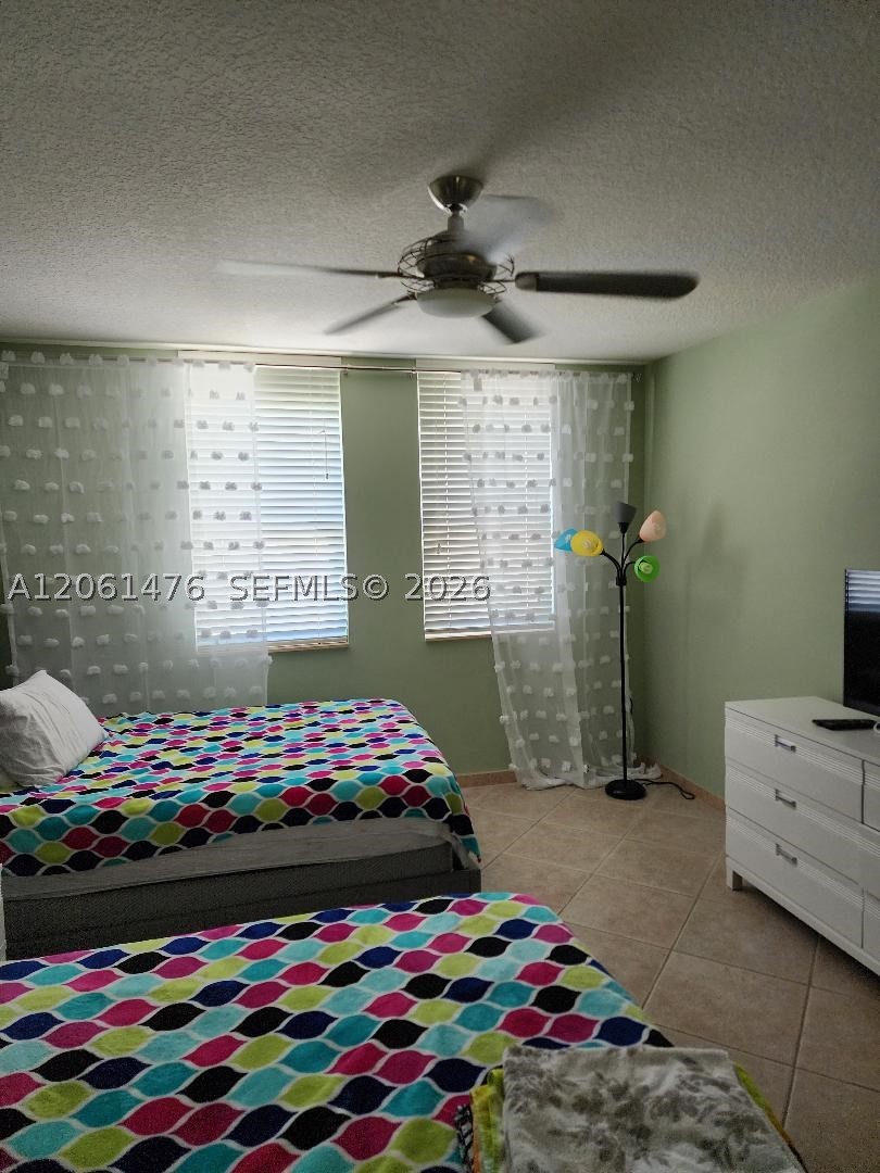 image 2080 Ocean Drive26