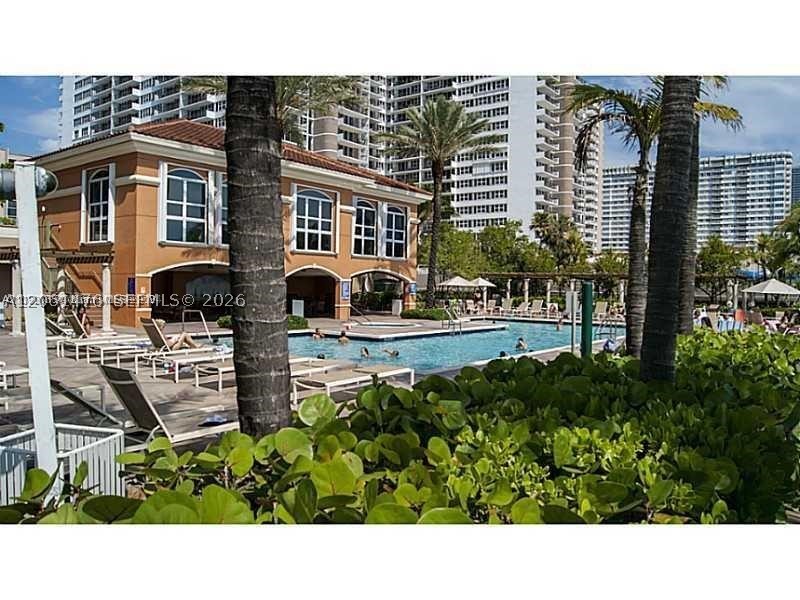 image 2080 Ocean Drive29
