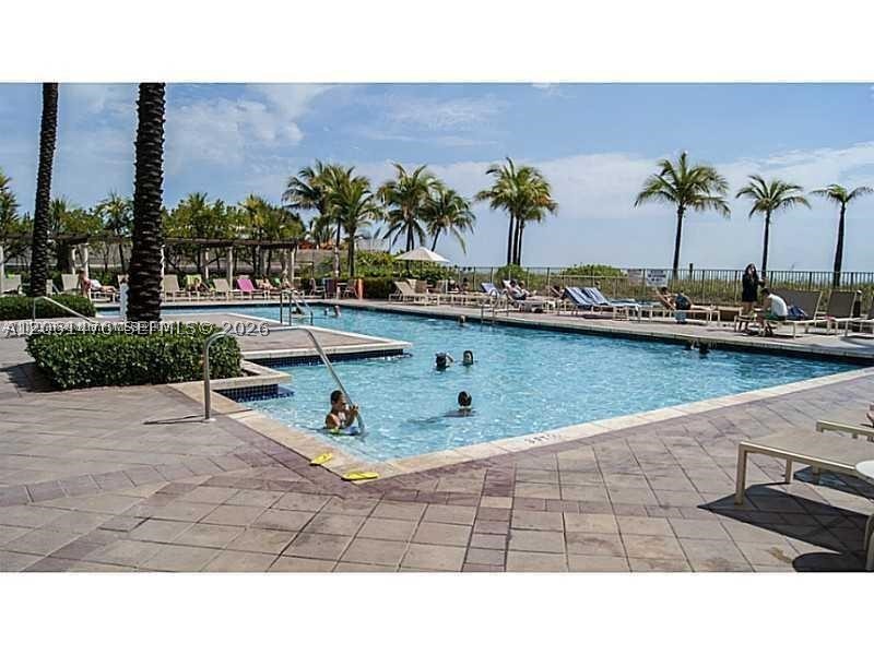image 2080 Ocean Drive7
