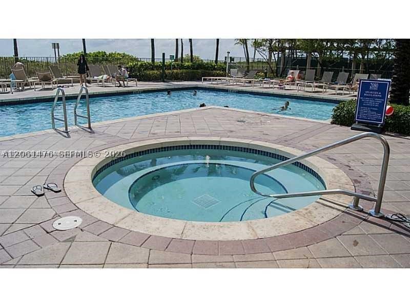 image 2080 Ocean Drive8