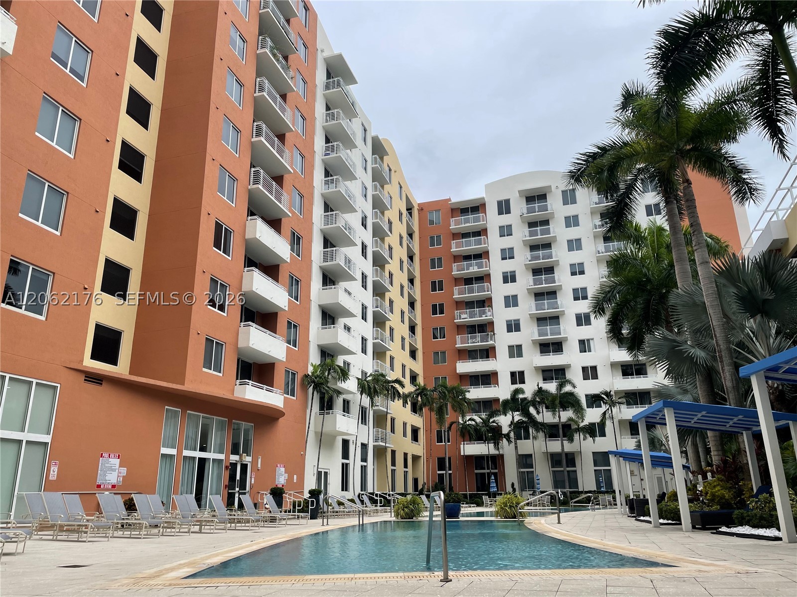 image The Venture at Aventura10