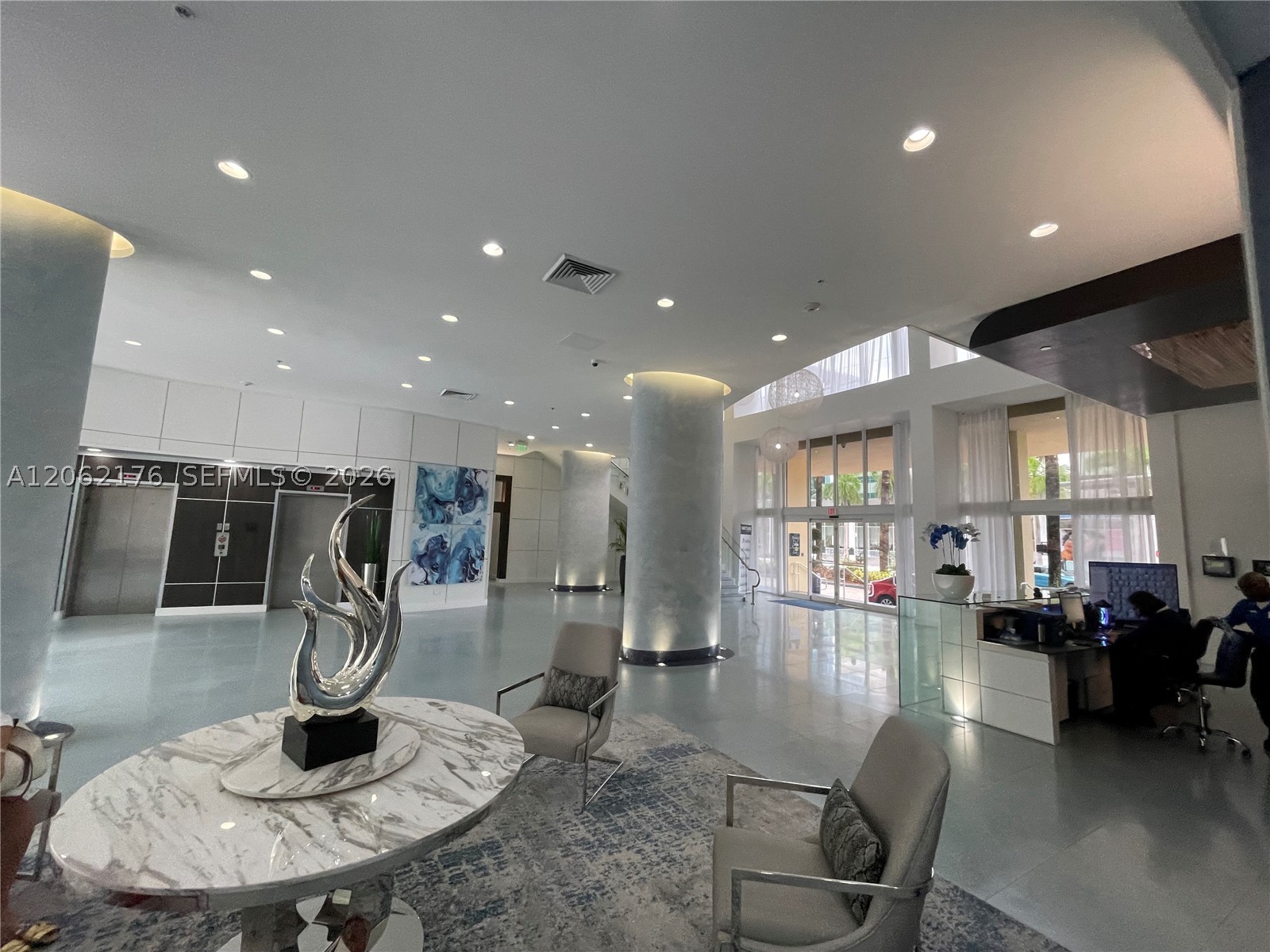 image The Venture at Aventura21
