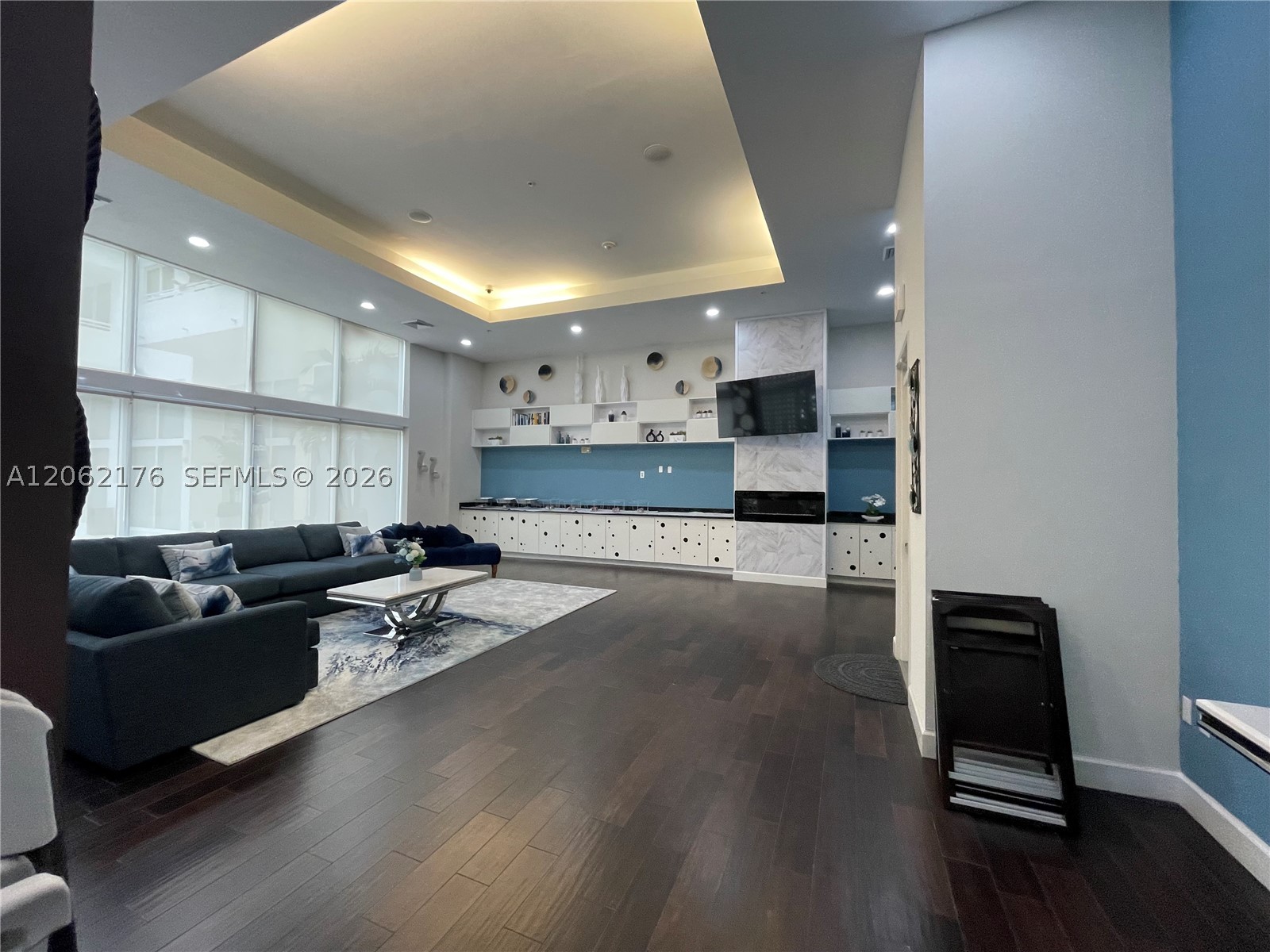 image The Venture at Aventura28