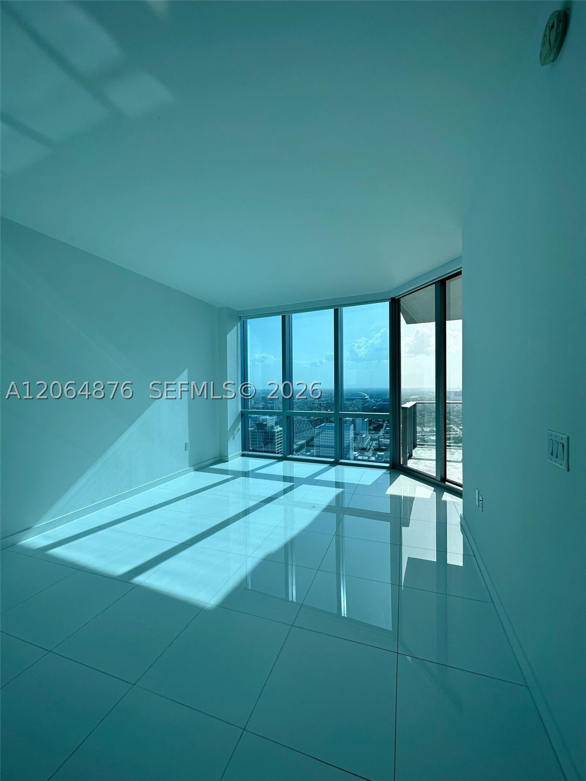 851 NE 1st Ave #4006 Miami, FL 33132