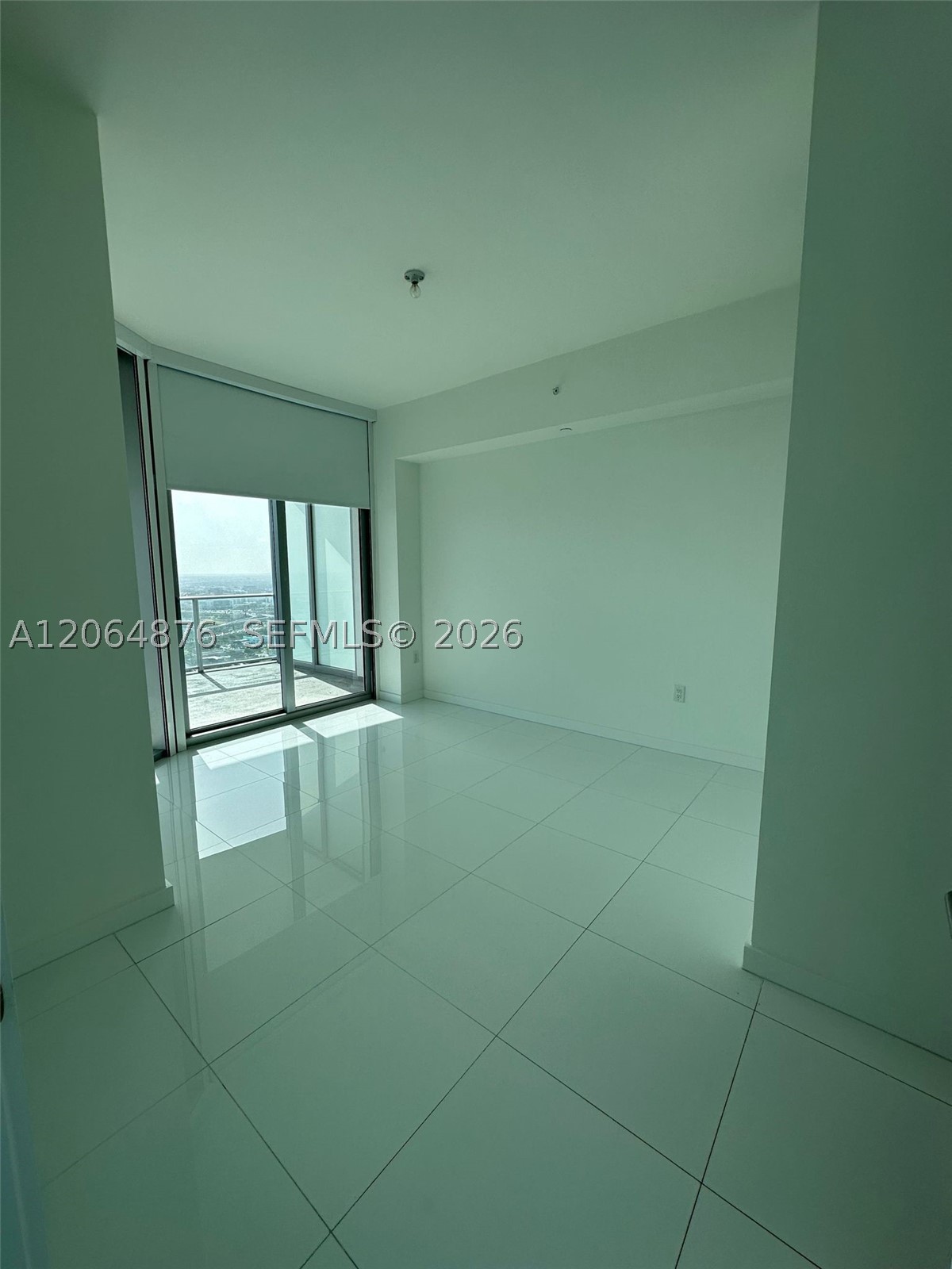 851 NE 1st Ave #4006 Miami, FL 33132