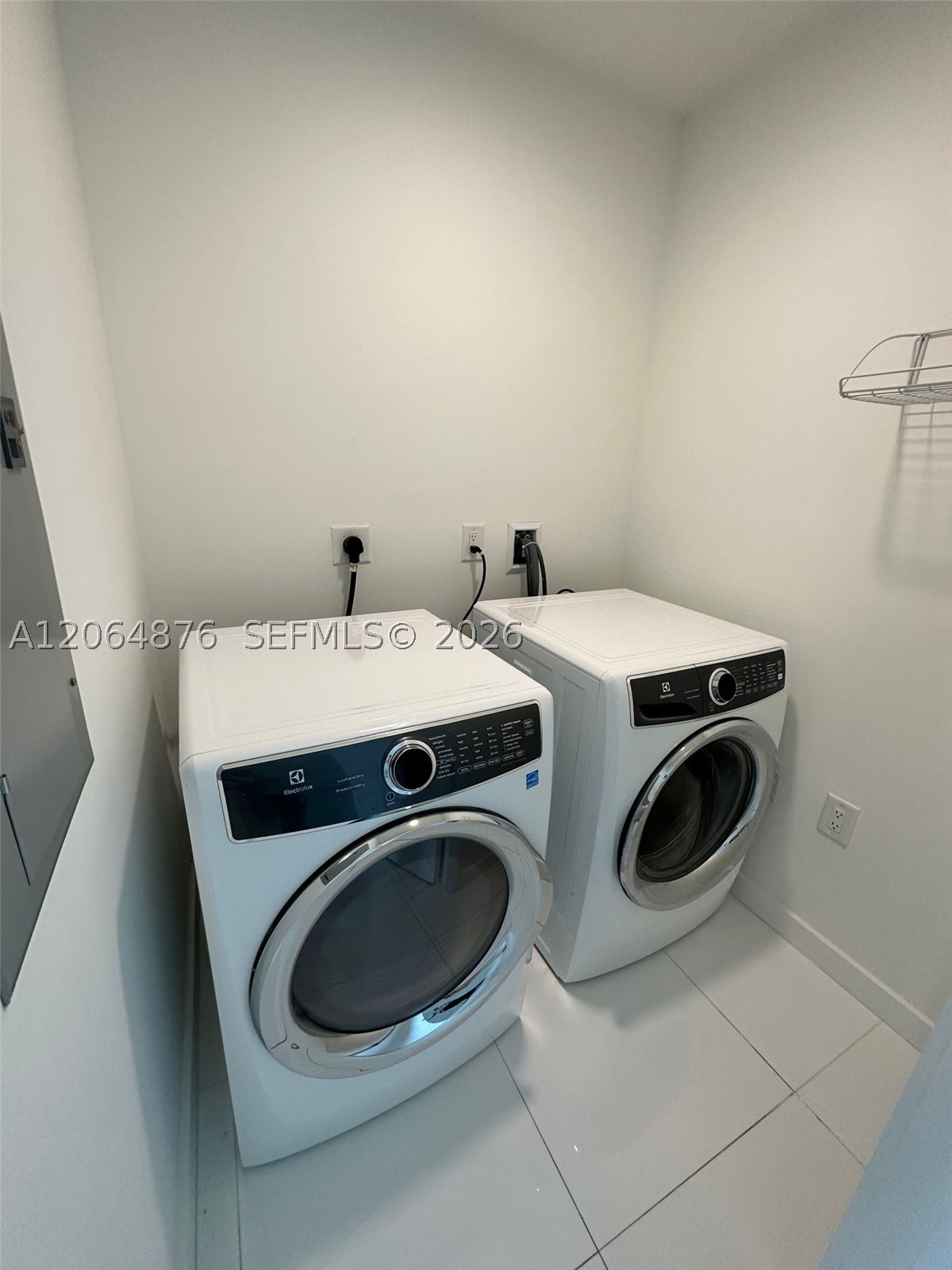 851 NE 1st Ave #4006 Miami, FL 33132