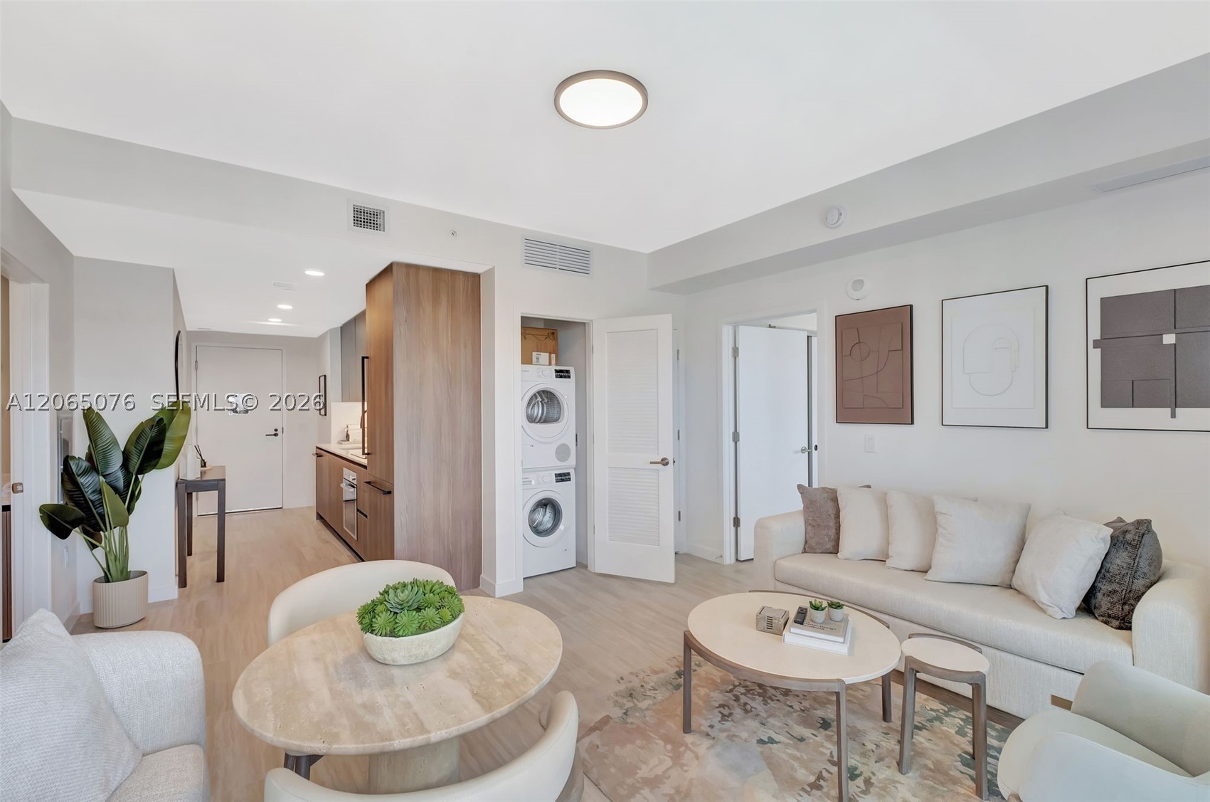 image 72 Park Cond1