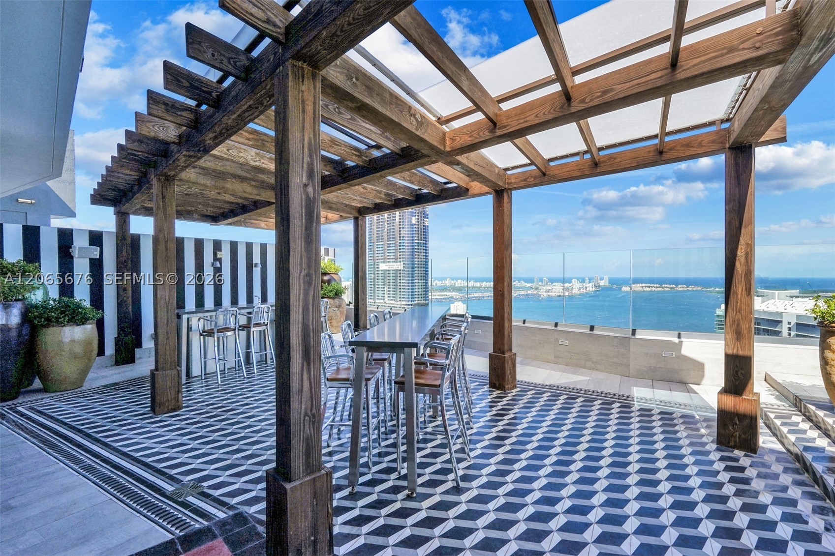 image Dua Miami (SLS Brickell)25