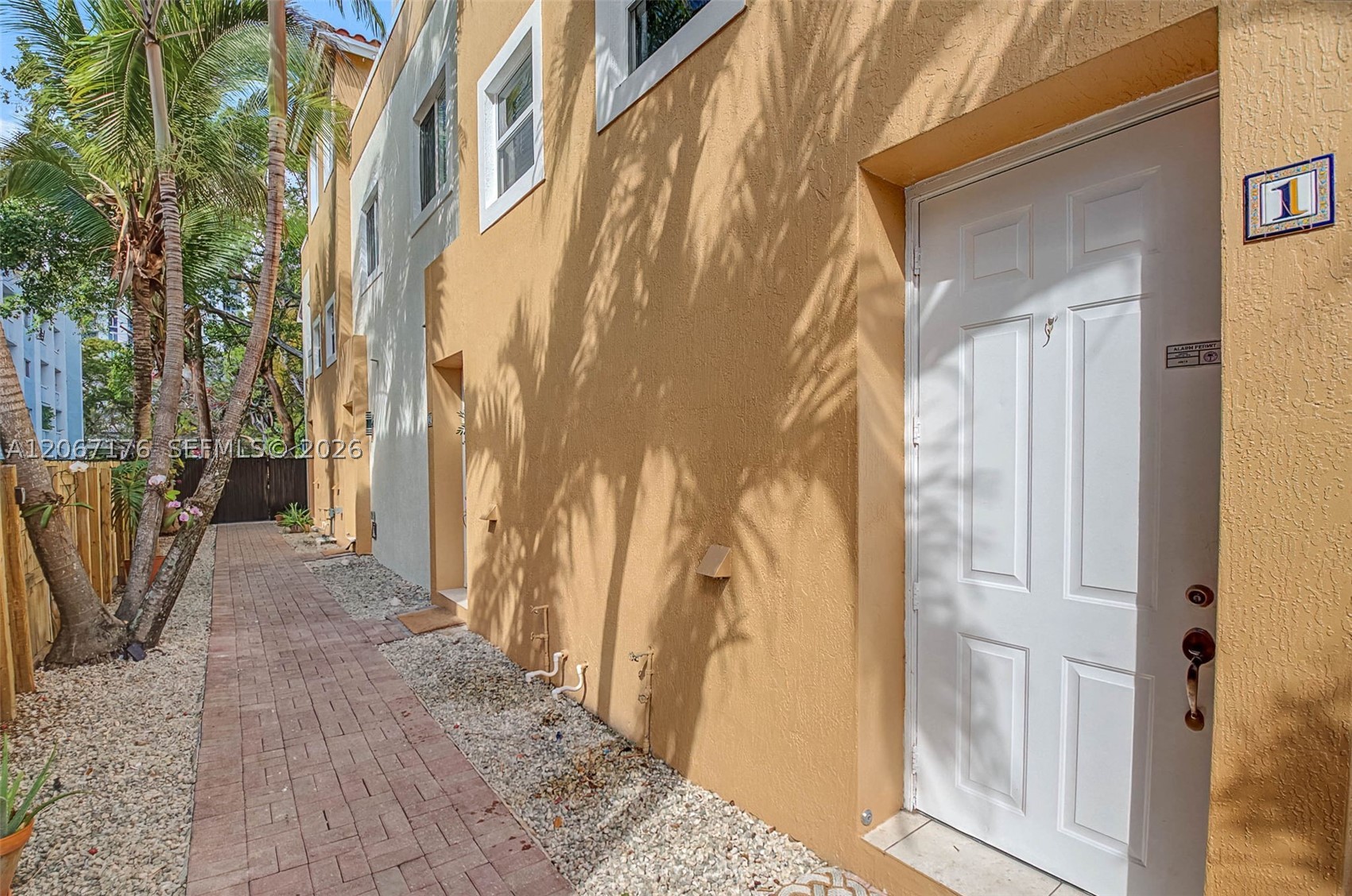 2945 Coconut Ave #1 Miami, FL 33133