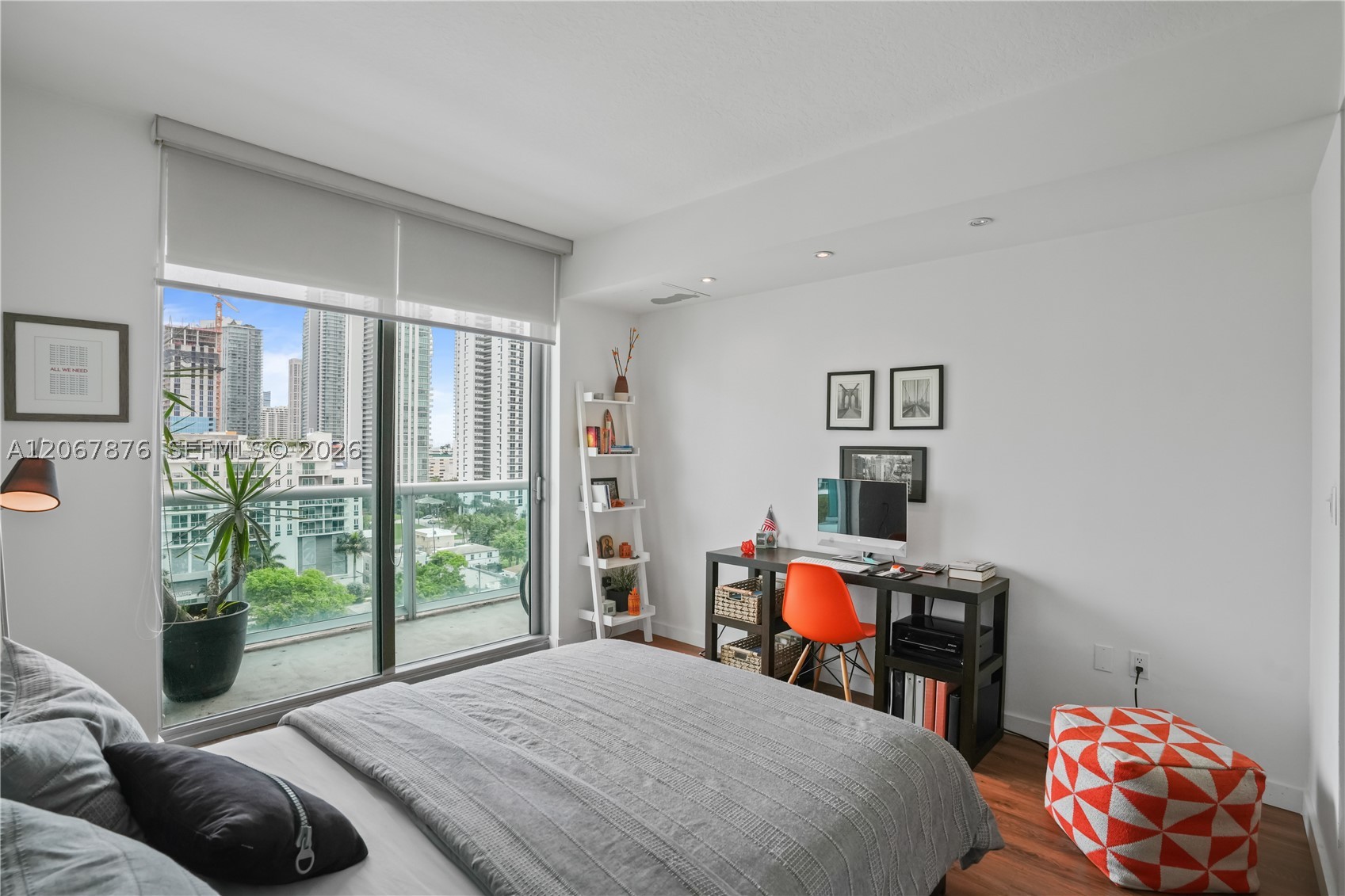 image Gallery Art Condos19