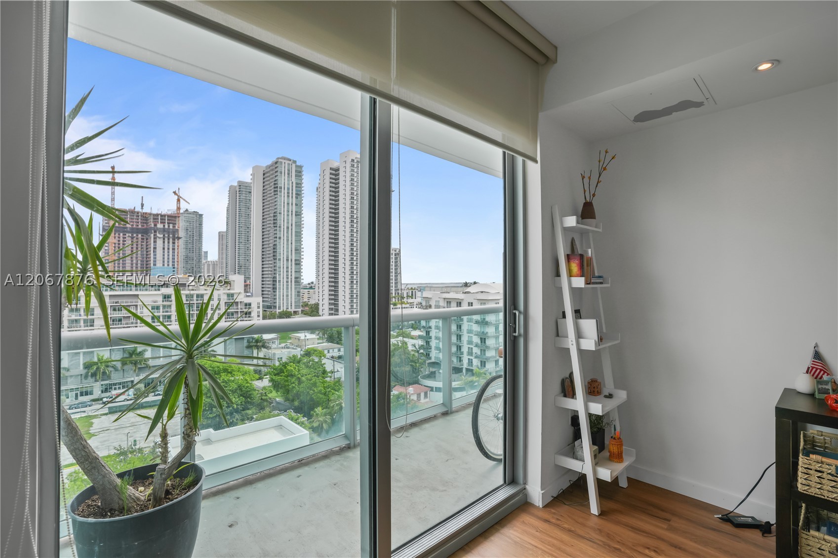 image Gallery Art Condos21