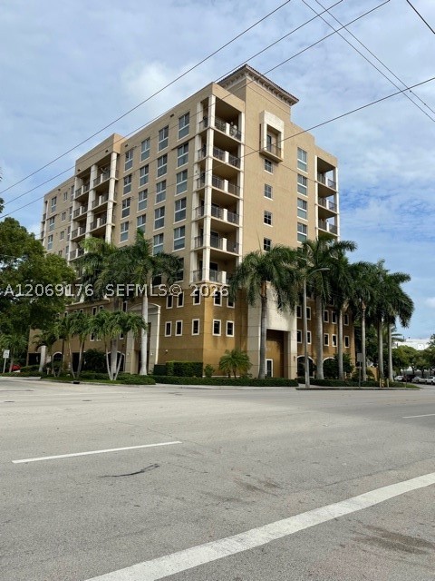 2650 SW 37th Ave #501