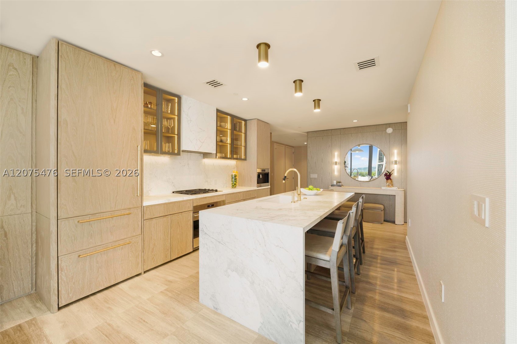 2831 S Bayshore Dr #804 Coconut Grove, FL 33133
