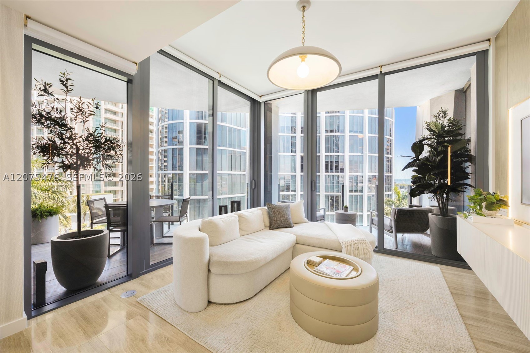2831 S Bayshore Dr #804 Coconut Grove, FL 33133