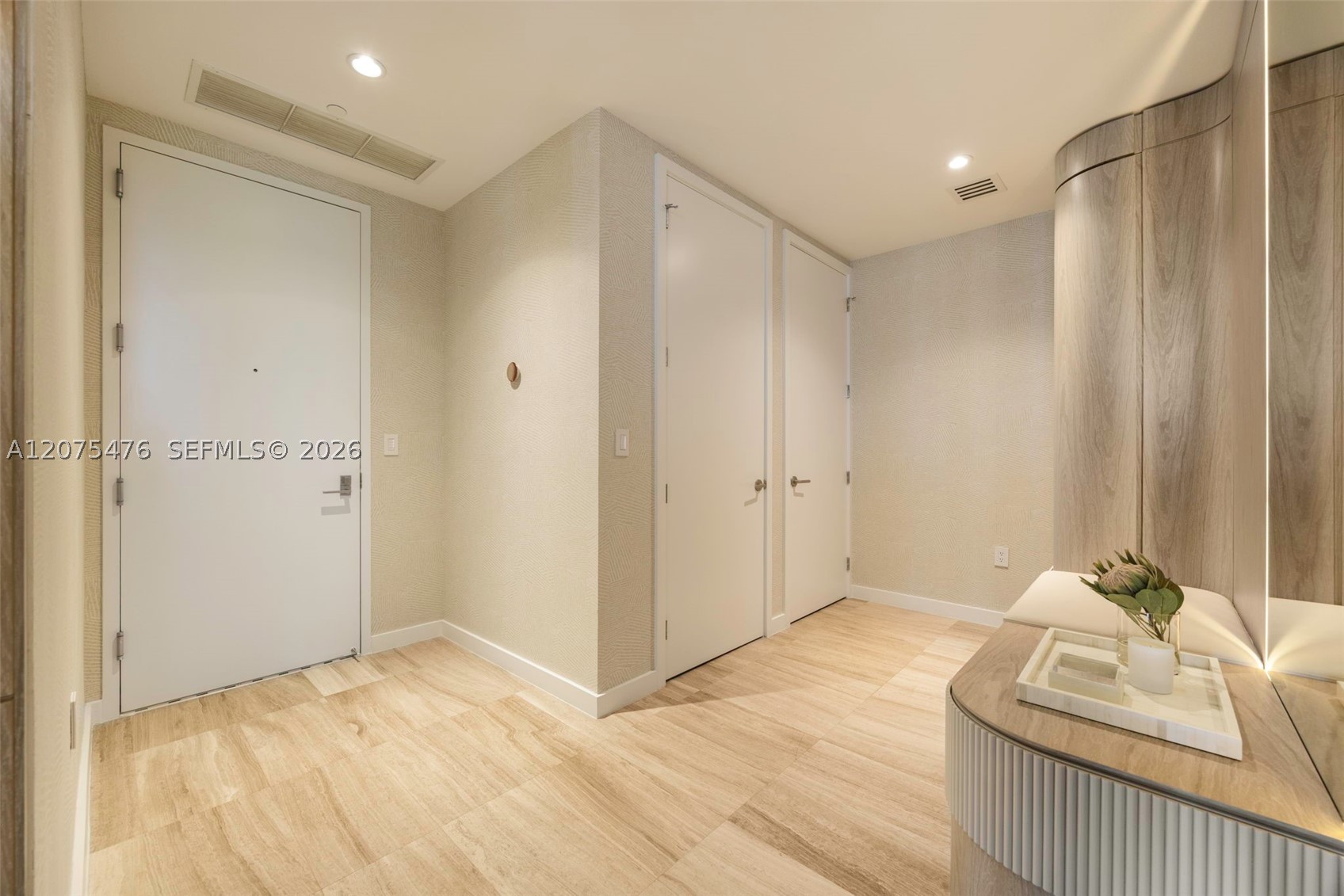 2831 S Bayshore Dr #804 Coconut Grove, FL 33133