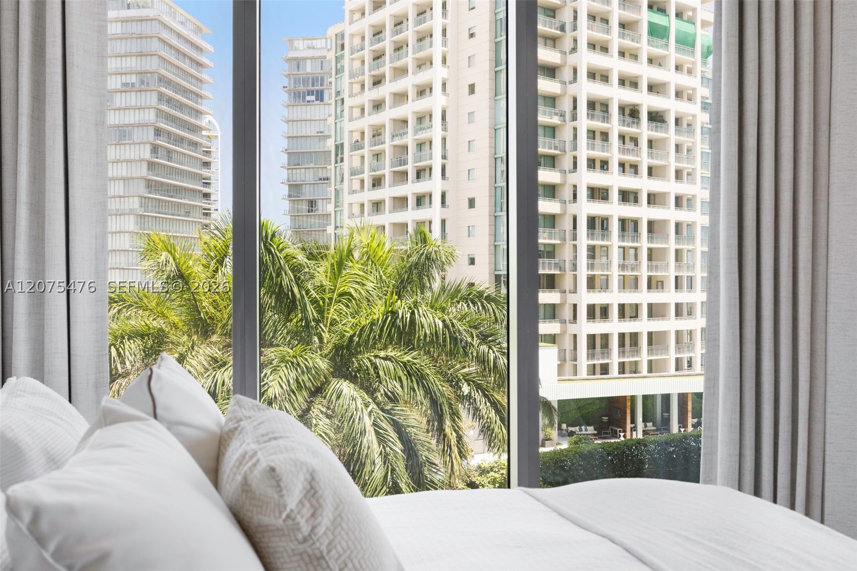 2831 S Bayshore Dr #804 Coconut Grove, FL 33133